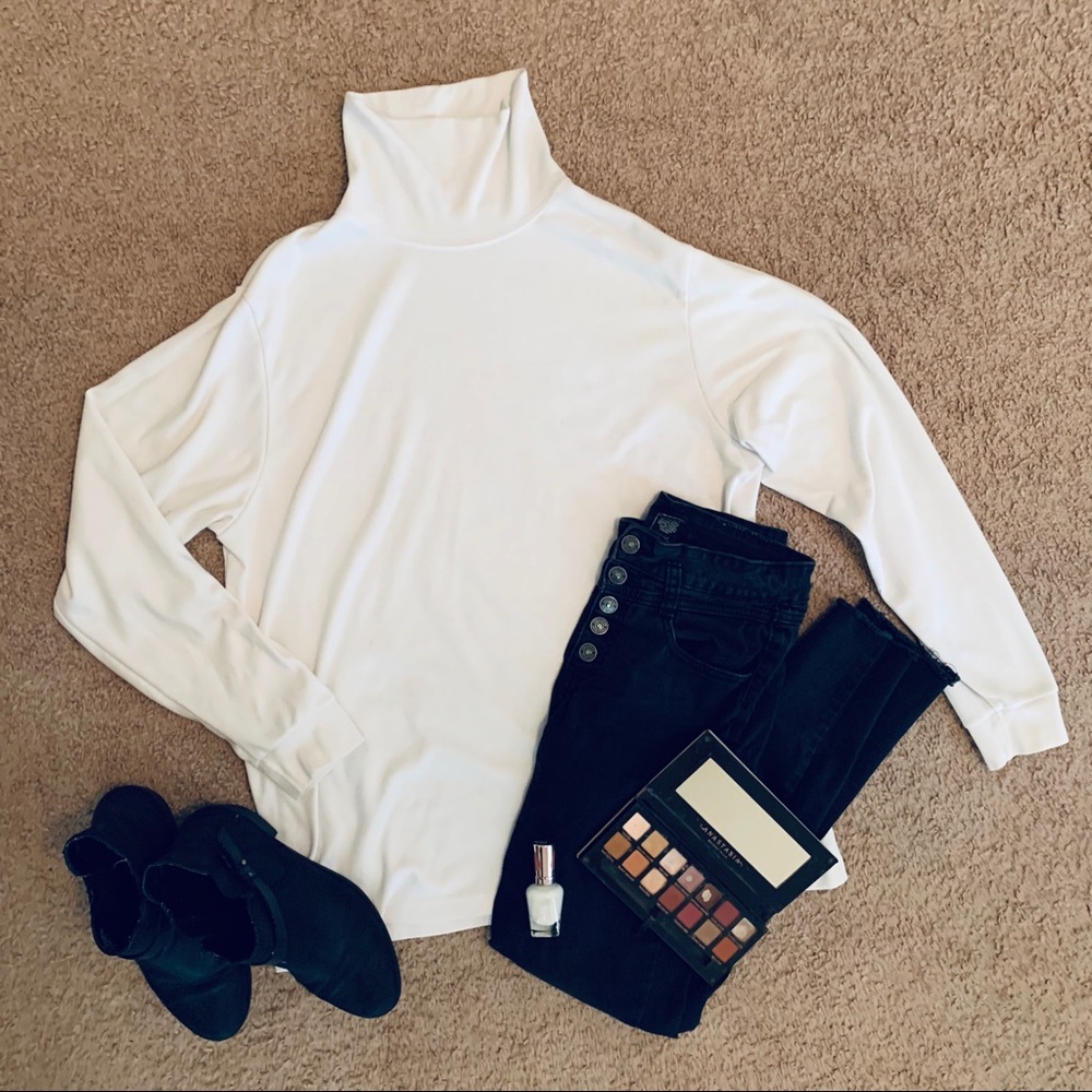 Oversized White Turtle Neck // Spring Sweater